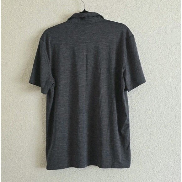Vuori Zephyr Polo Shirt Mens Size M Gray Performance Athletic Lightweight Golf - Picture 7 of 7